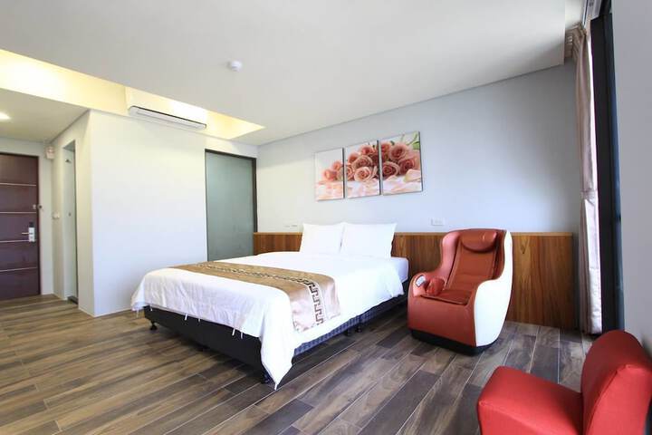 Room 29 of 62