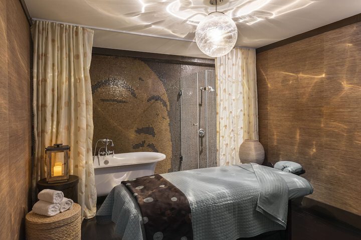 Treatment room