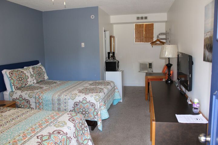 Room 4 of 23