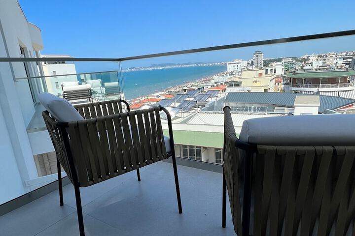 Terrace/Patio 29 of 34