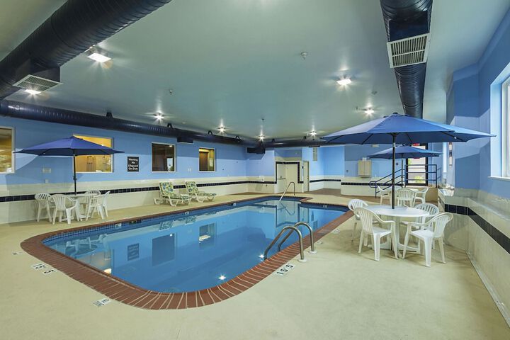 Pool 27 of 41