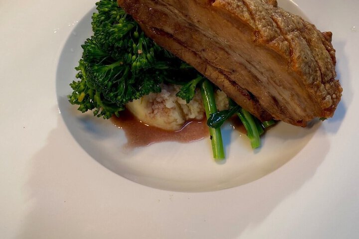 Dining 43 of 48