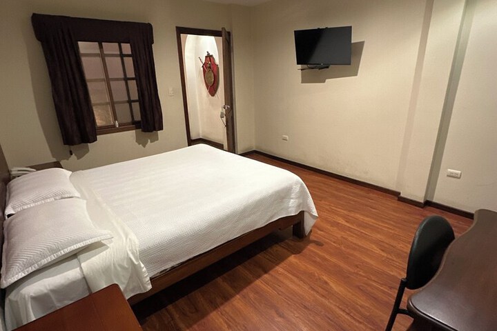Room 67 of 132