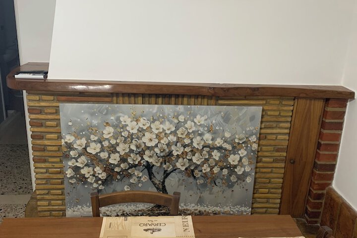 Room 6 of 50