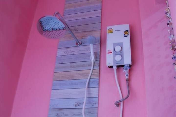 Room 30 of 79