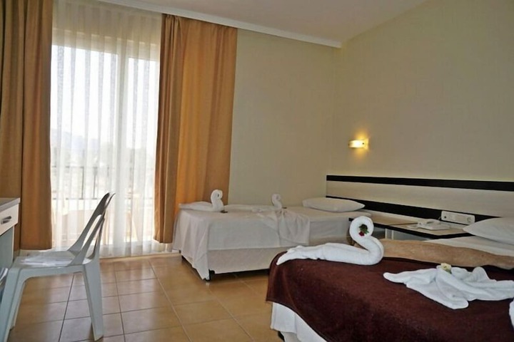 Room 5 of 24