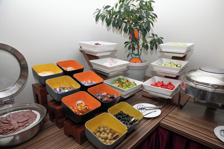 Dining 44 of 85
