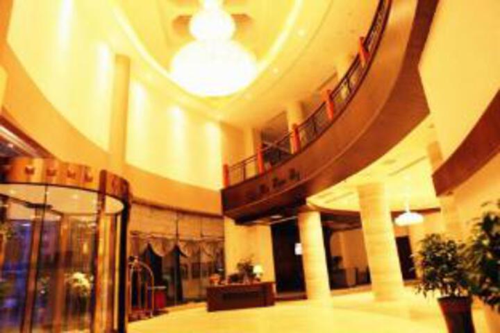 Blue Citibank Hotel