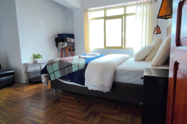 Room 13 of 17