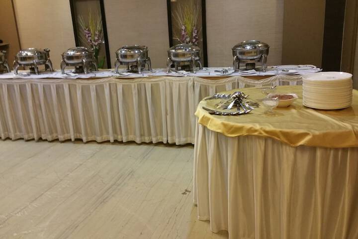 Breakfast/Coffee Service 19 of 25