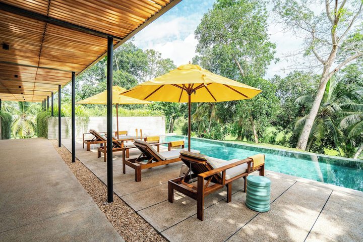 Pool 44 of 74