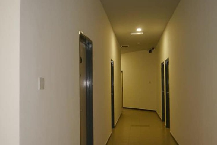 Ballroom/Hall 29 of 30