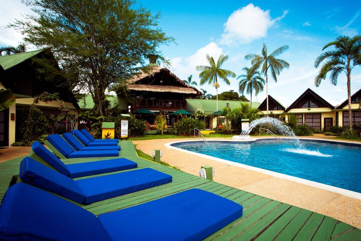 Pools & Facilities