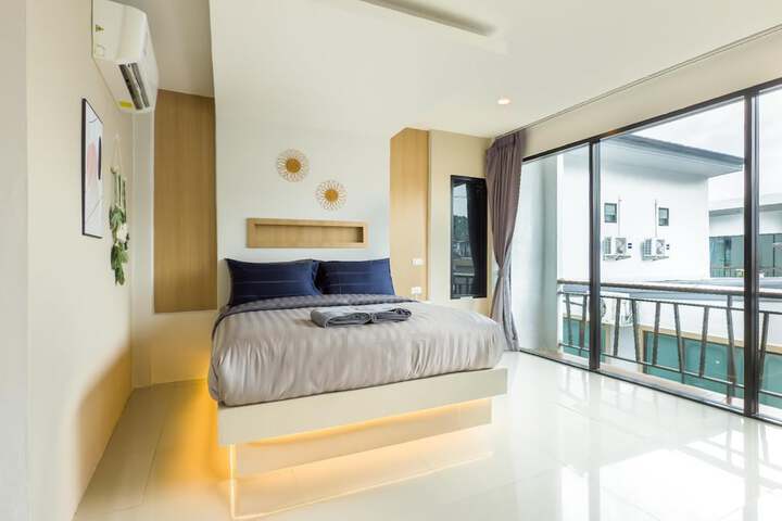 Room 4 of 57