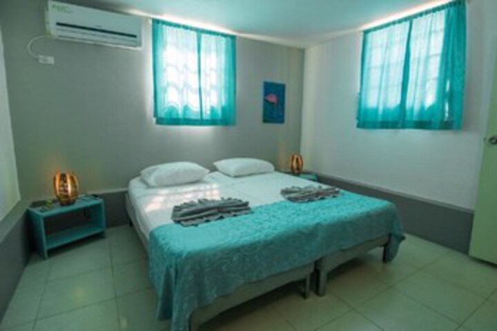 Room 5 of 13