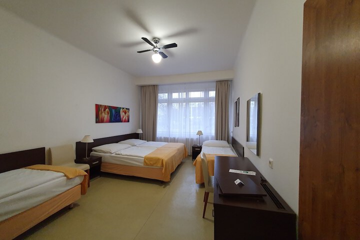 Room 114 of 324