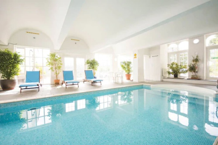 Pool 13 of 37