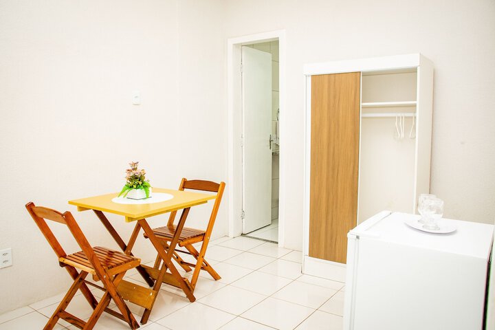 Room 3 of 58