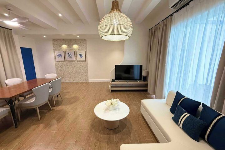 Room 47 of 161