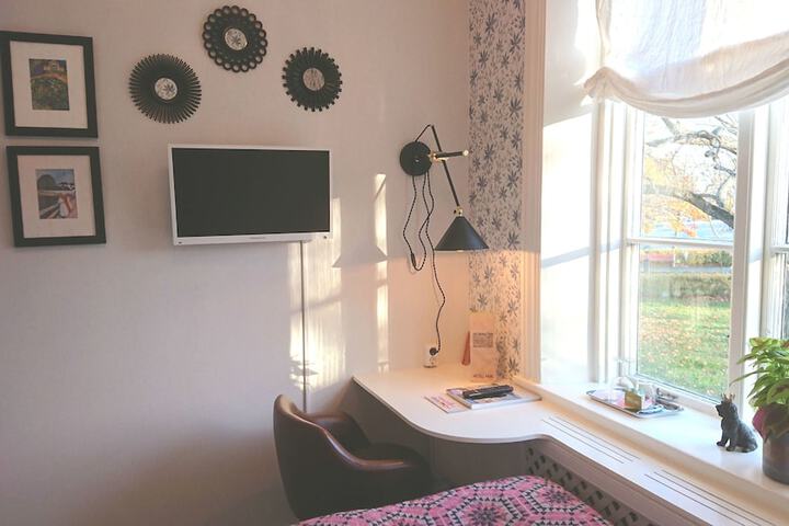Room 19 of 83
