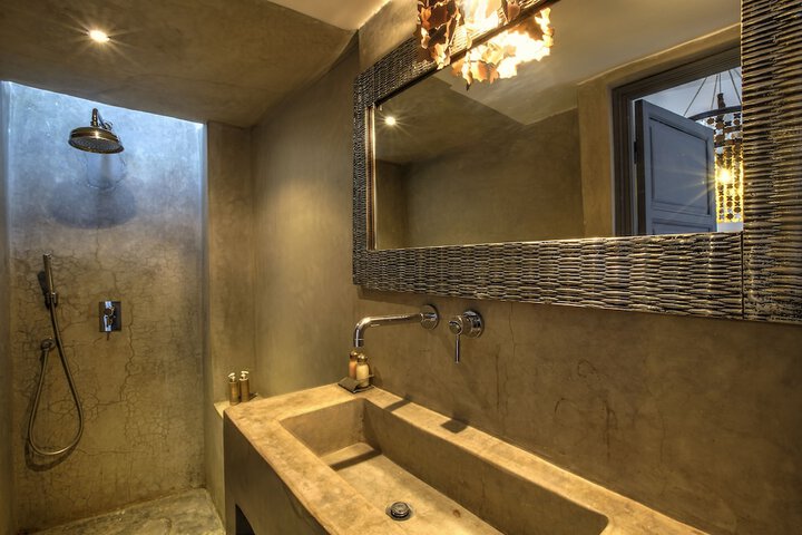 Bath Interior