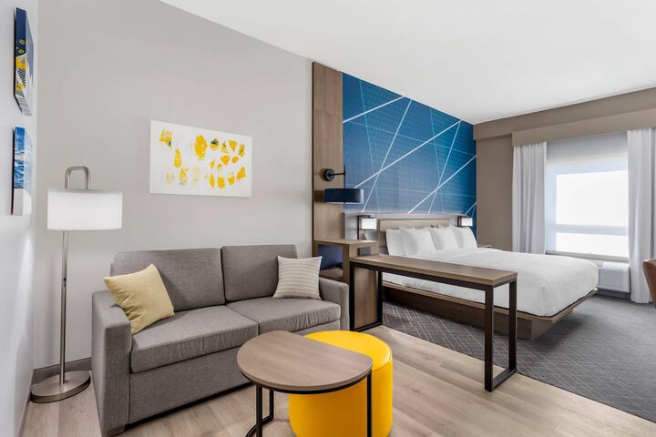 Room 16 of 43