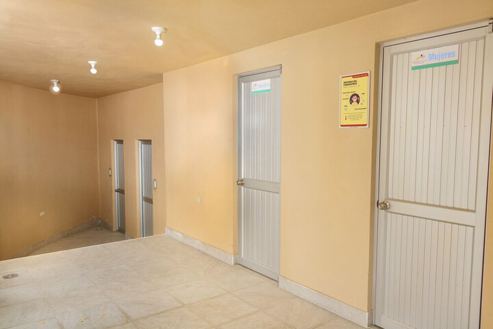 Room 30 of 50