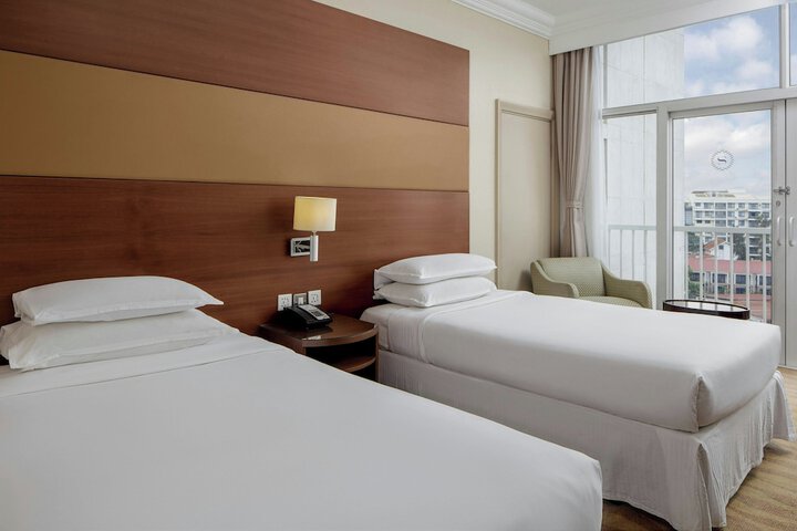 Room 42 of 127