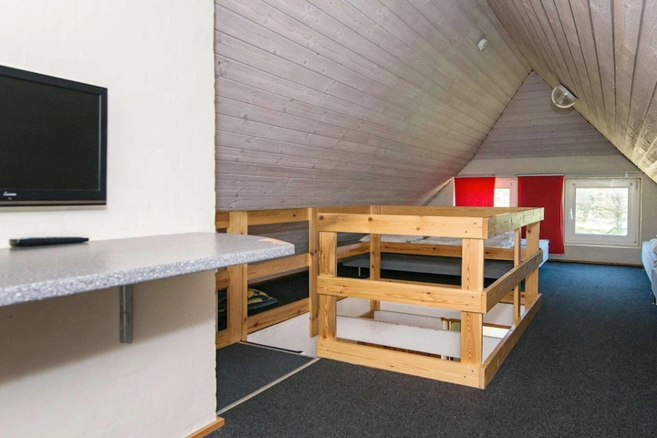 Room 2 of 14