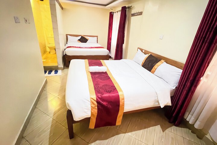Room 5 of 19
