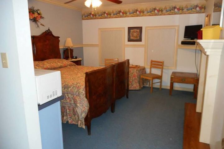 Room 15 of 21