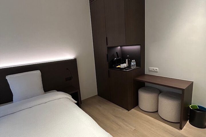 Room 14 of 44