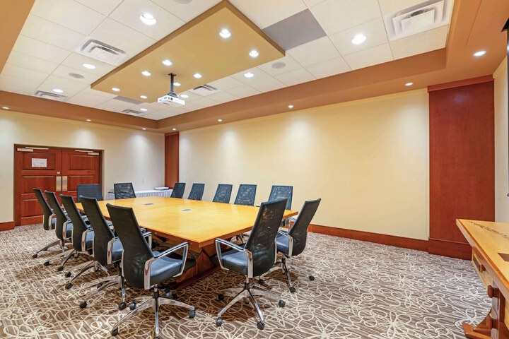 Meeting facility