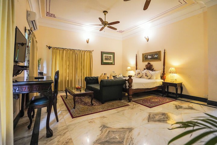 Room 45 of 112