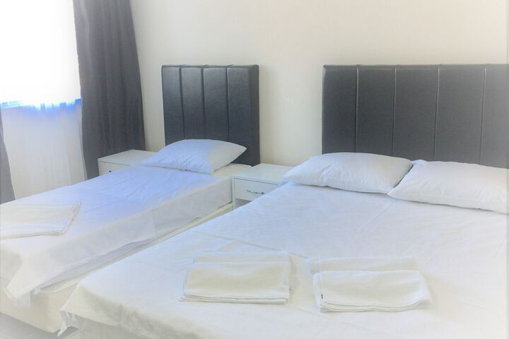 Room 12 of 19