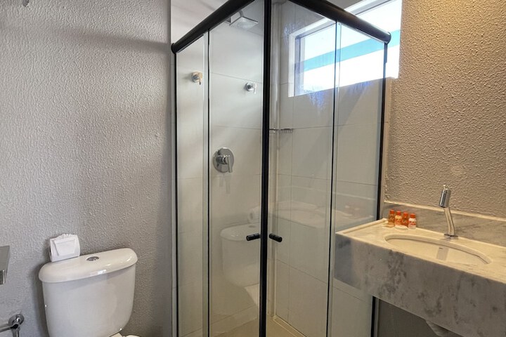 Room 12 of 15