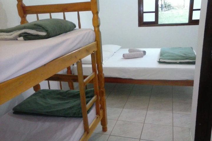 Room 4 of 13