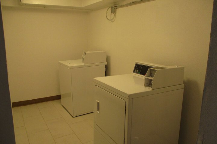 Room 43 of 50