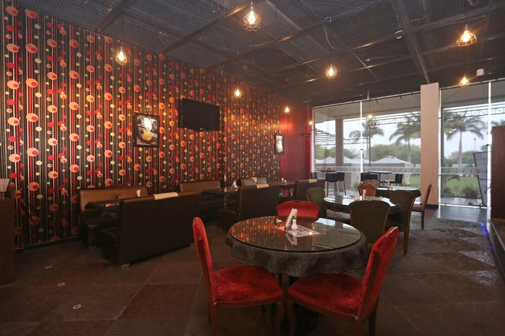 OYO 22973 Hotel Shiva Inn