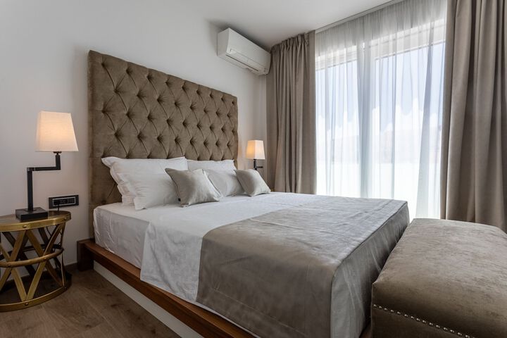 Room 3 of 26