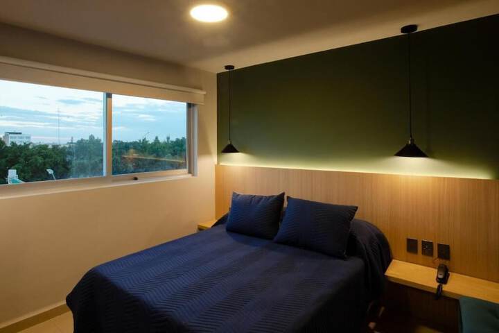 Room 8 of 15
