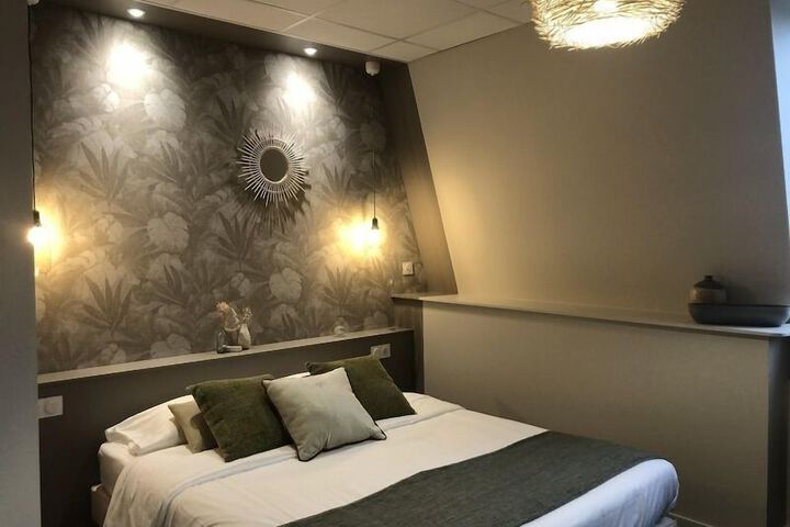 Room 21 of 55