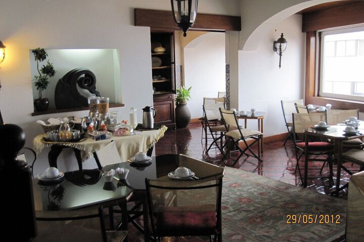 Breakfast/Coffee Service 59 of 98