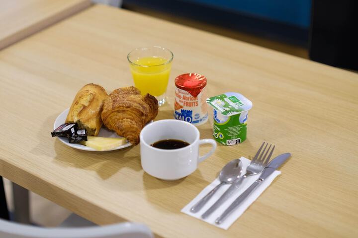 Breakfast meal
