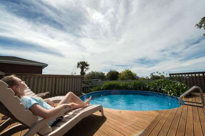 Hotel Pool