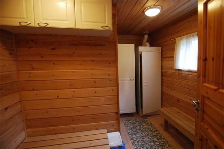 Room 4 of 14