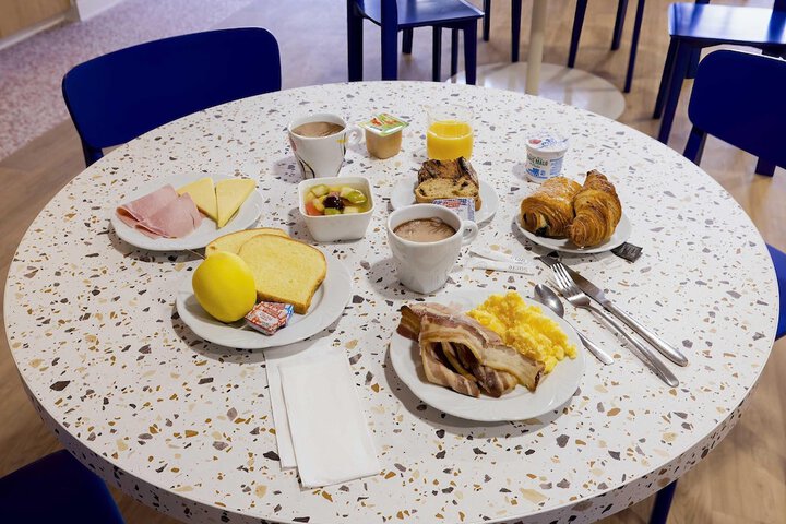 Dining Photos