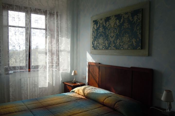Room 16 of 49
