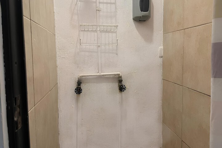 Room 101 of 119