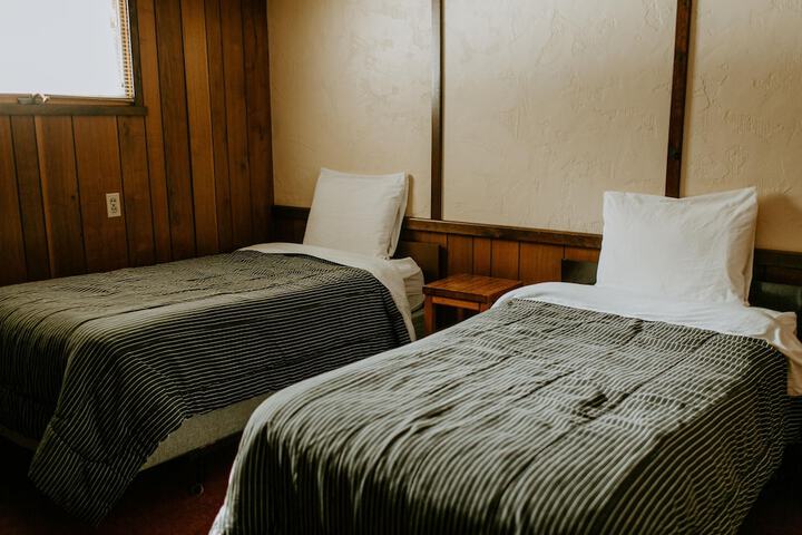 Room 13 of 167